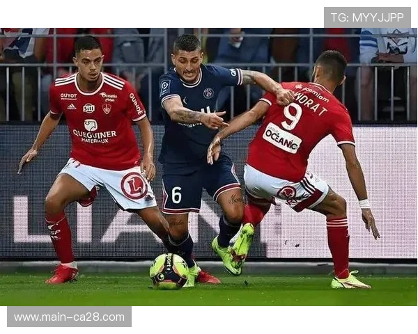 巴黎FC1-1欧塞尔,主队点球先拔头筹 巴黎FC1-1欧塞尔,主队点球先拔头筹